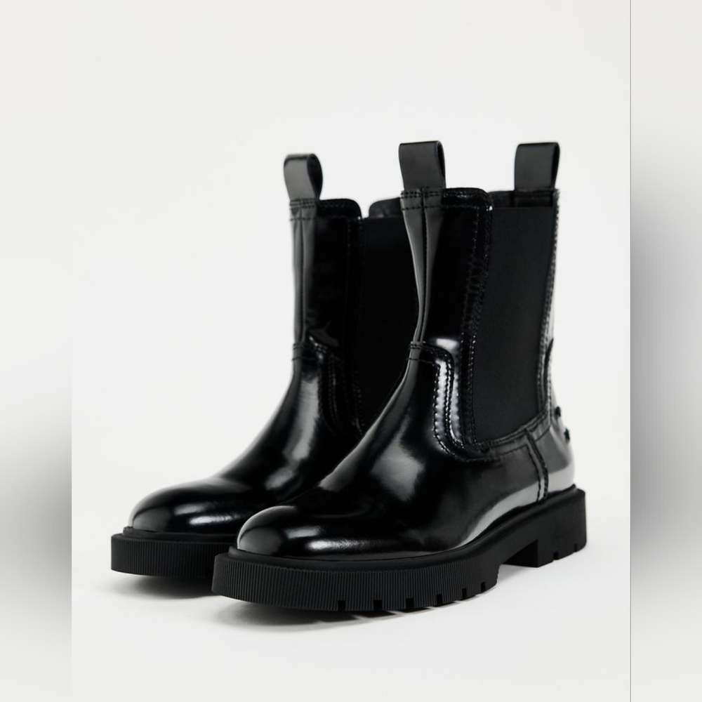 Zara Leather Chelsea Ankle Boots NWT